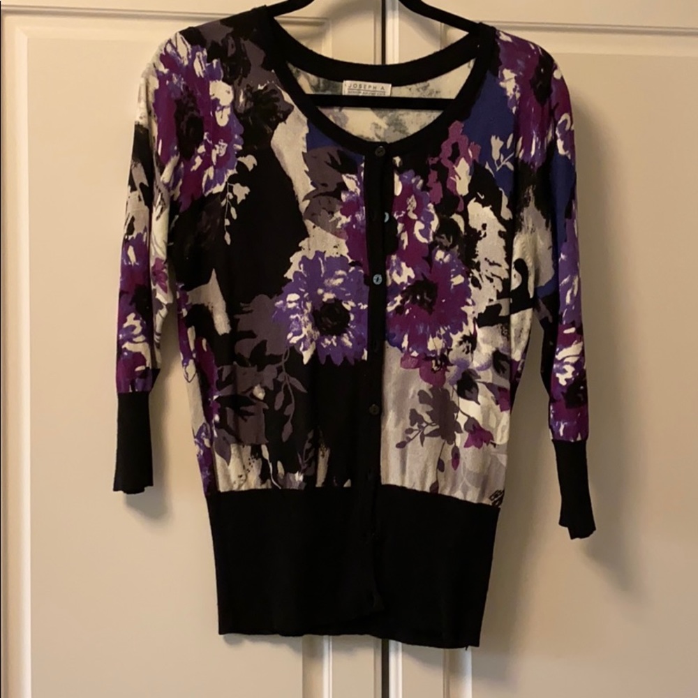 Floral 3/4 sleeve sweater